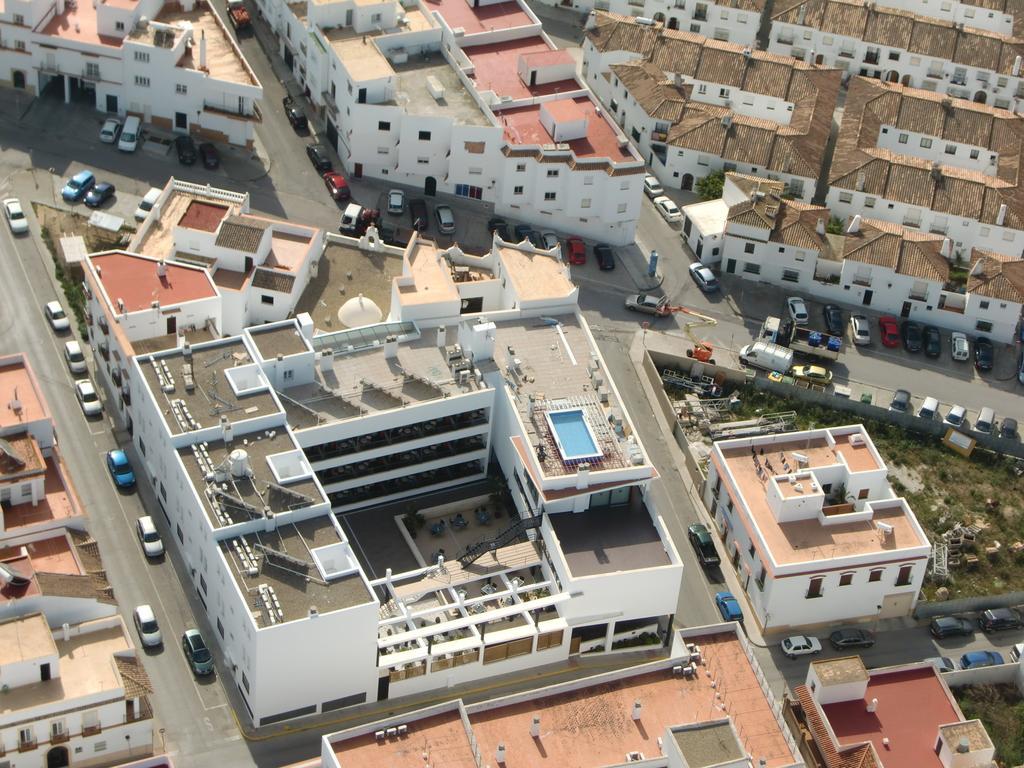 Hotel Y Apartamentos Conilsol Conil De La Frontera Esterno foto